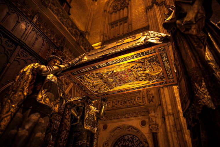 seville-priority-access-cathedral-giralda-alcazar-tour-2