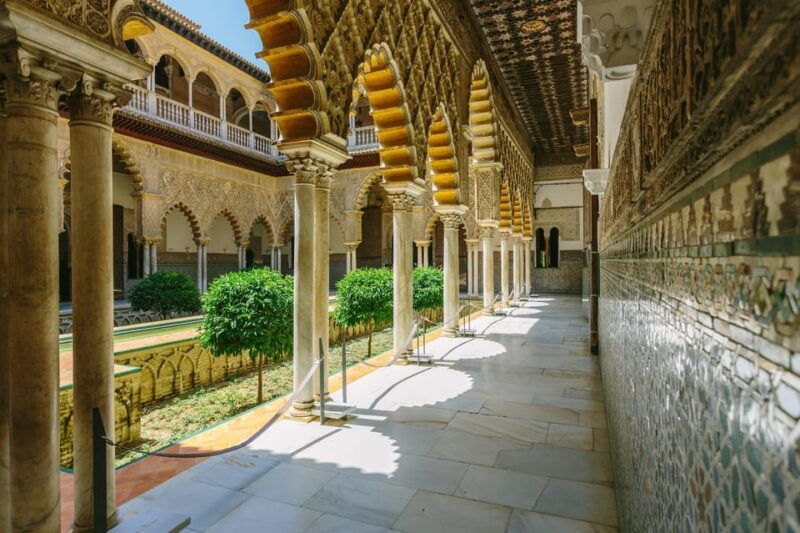 seville-priority-access-cathedral-giralda-alcazar-tour
