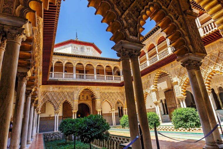 seville-priority-access-cathedral-giralda-alcazar-tour