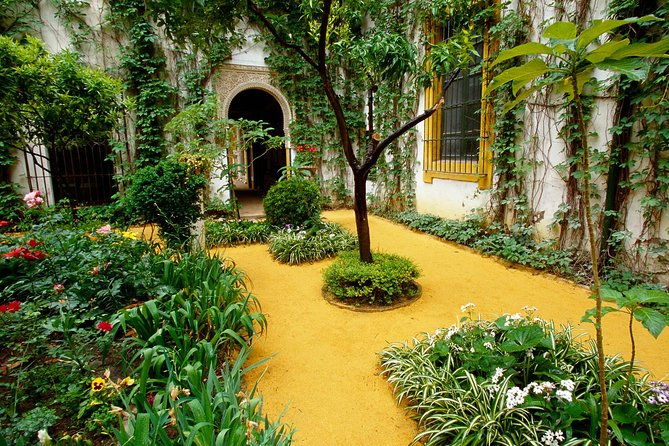 seville-private-tour-to-jewish-quarter-and-plaza-de-espana