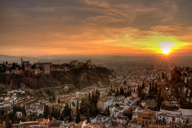 seville-private-transfer-to-granada-with-a-visit-to-ronda-2