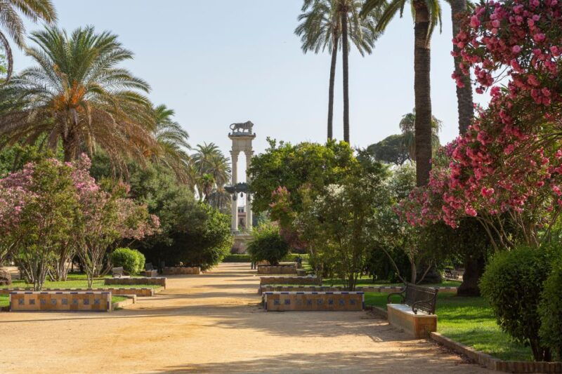 seville-relaxing-city-bike-tour-with-a-tour-guide