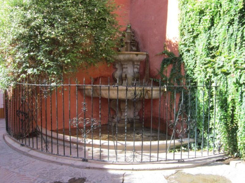 seville-santa-cruz-old-jewish-quarter-walking-tour