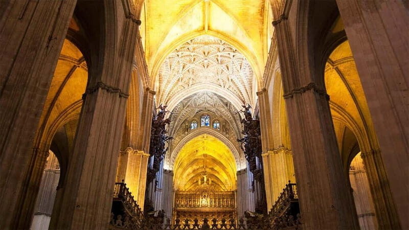 SEVILLE: SANTA MARIA DE LA SEDE CATHEDRAL TOUR - Who Will Love This Tour?  