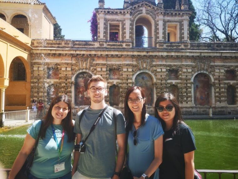 seville-small-group-alcazar-guided-tour-entry-ticket