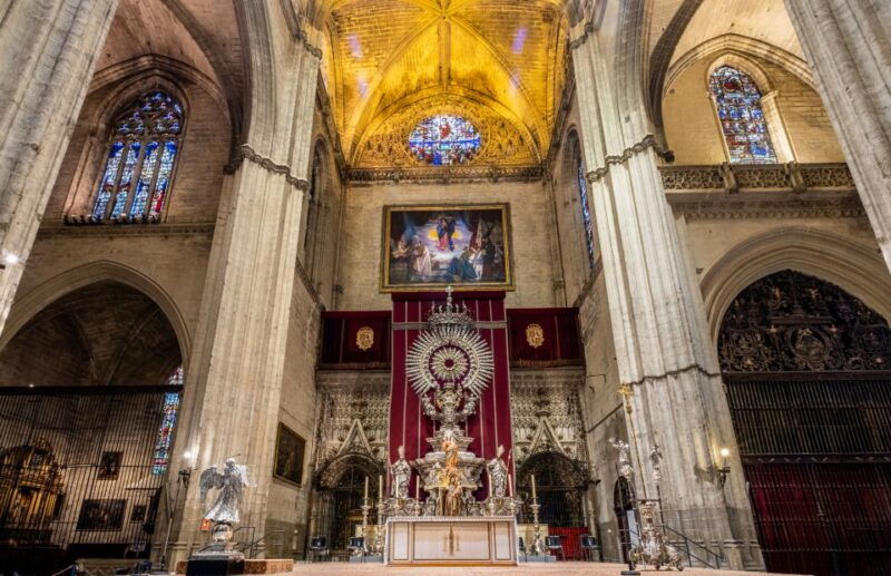 seville-small-group-cathedral-and-giralda-tour-with-tickets