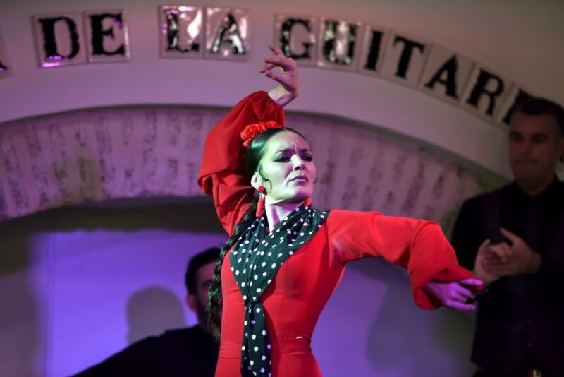 seville-ticket-to-flamenco-show-at-la-casa-de-la-guitarra