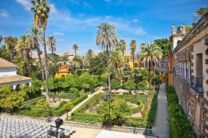 seville-tour-with-alcazar-cathedral-and-giralda-from-granada