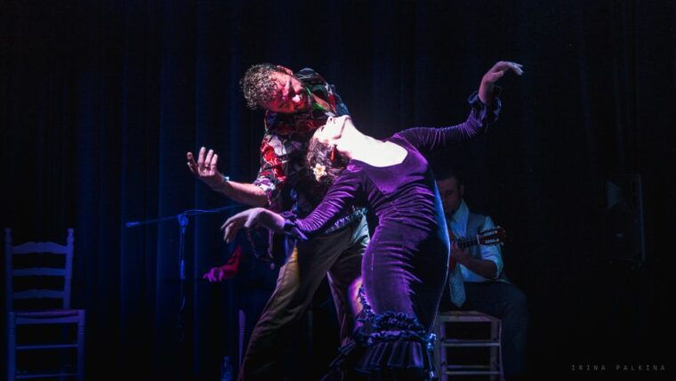 seville-traditional-flamenco-show-in-triana