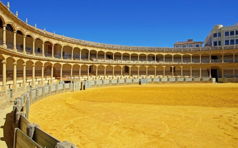seville-transfer-to-malaga-with-visit-to-ronda