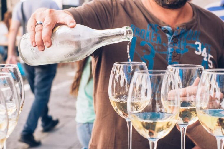 seville-wine-and-gourmet-tapas-tour