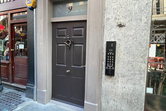 sex-pistols-and-punk-music-walking-tour-2