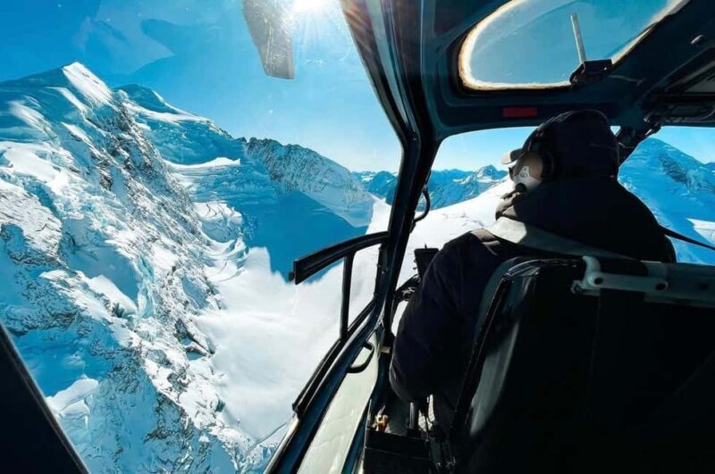 Shackleton Glacier Whiskey Endurance Flight - 50mins - A Closer Look at the Experience
