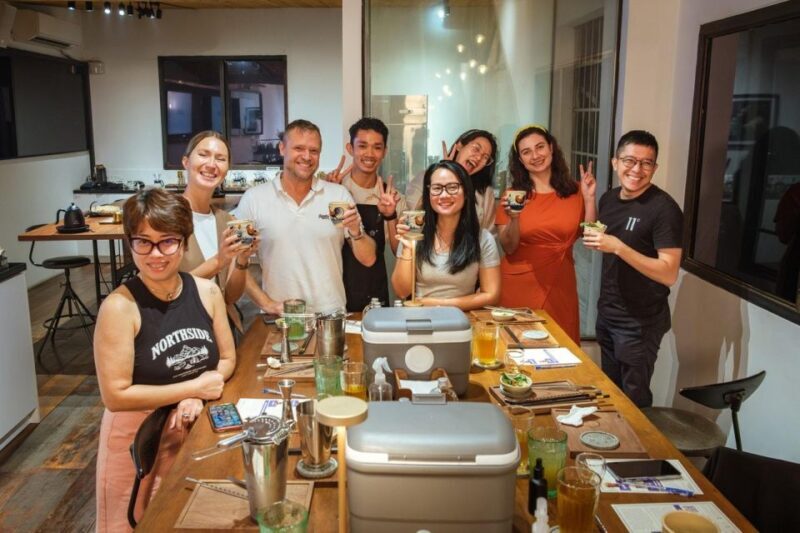 Shake & Savor: Coffee-Themed Cocktails from Vit Nam - In-Depth Look at the Experience