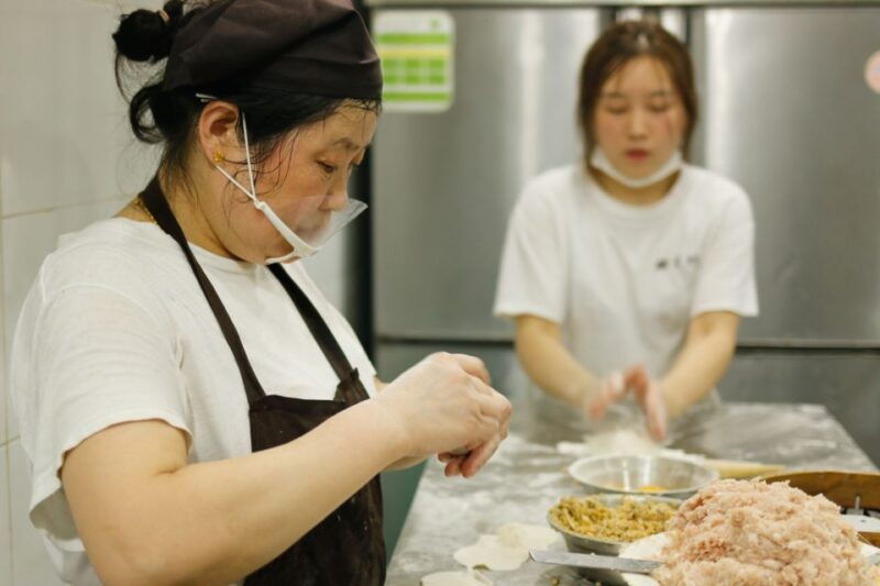 shanghai-3-hour-local-food-tasting-tour