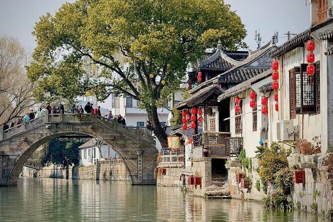 Shanghai Authentic Fengjing Watertown Private Tour - Key Points