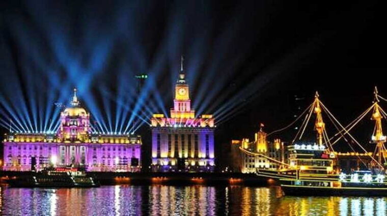 shanghai-by-night-amazing-river-cruise-and-hot-pot-dinning