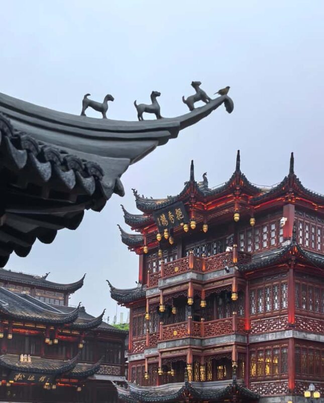 Shanghai City Essentials: Culture, Yu Garden & Night Views - The Serene Beauty of Yu Garden