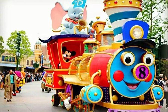 Shanghai Disneyland To Shanghai hotels:Private with Meet & Greet Service - What Can You Expect During the Ride?