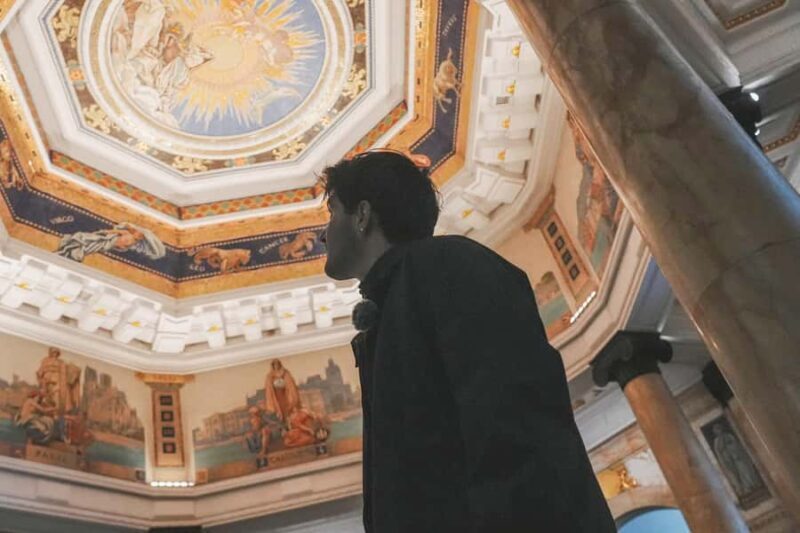 Shanghai: Finance tour a history stroll along the Bund - Shanghai: Finance tour a history stroll along the Bund