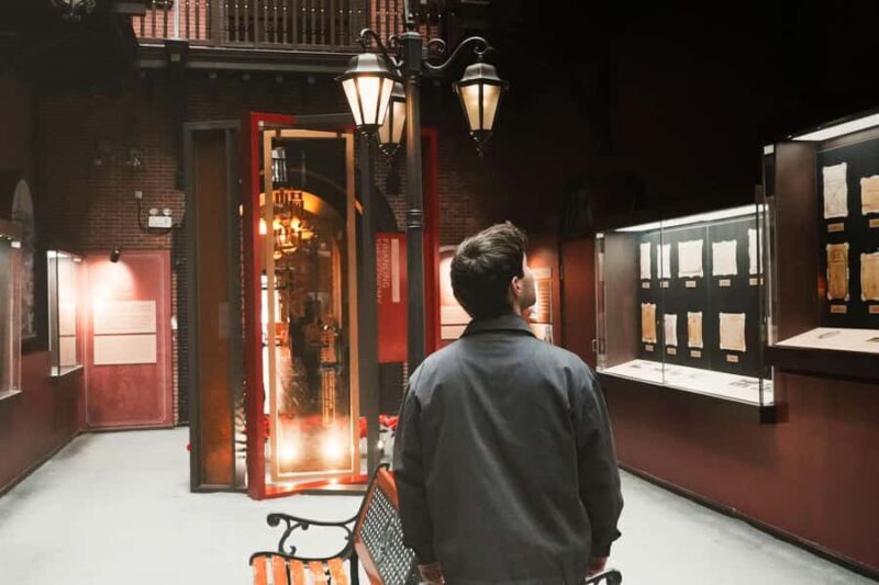 Shanghai: Finance tour a history stroll along the Bund - FAQ