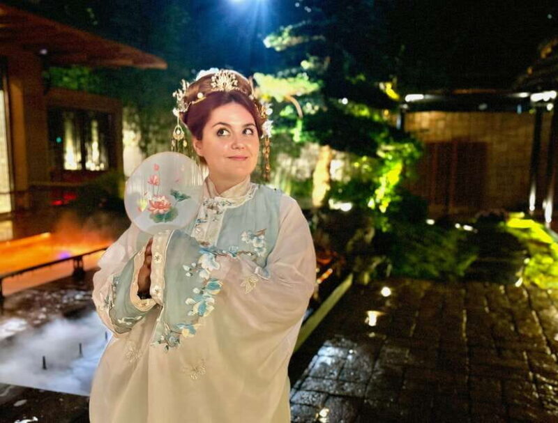 Shanghai Guided Royal Banquet Photo (Incl) with Massage Opt - Breaking Down the Experience