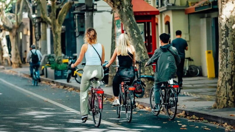 Shanghai: Half-Day Guided Bike Tour with Snacks - What Makes This Bike Tour Stand Out?