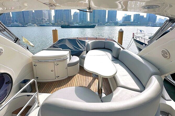 Shanghai Huangpu River Luxurious Private VIP Yacht Cruise - Who Will Love This Experience?