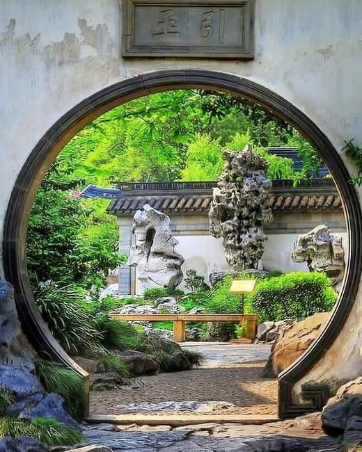 Shanghai: Jing'an Temple, Yu Garden, and Bazaar Private Tour - What to Expect from This Private Tour in Shanghai