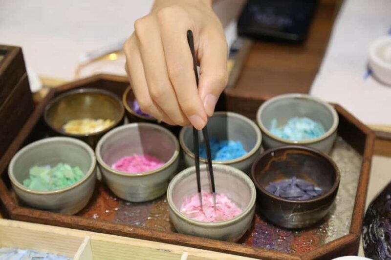 Shanghai: Mother-of-Pearl Jewelry Workshop - An Intimate Glimpse into Chinese Craftsmanship