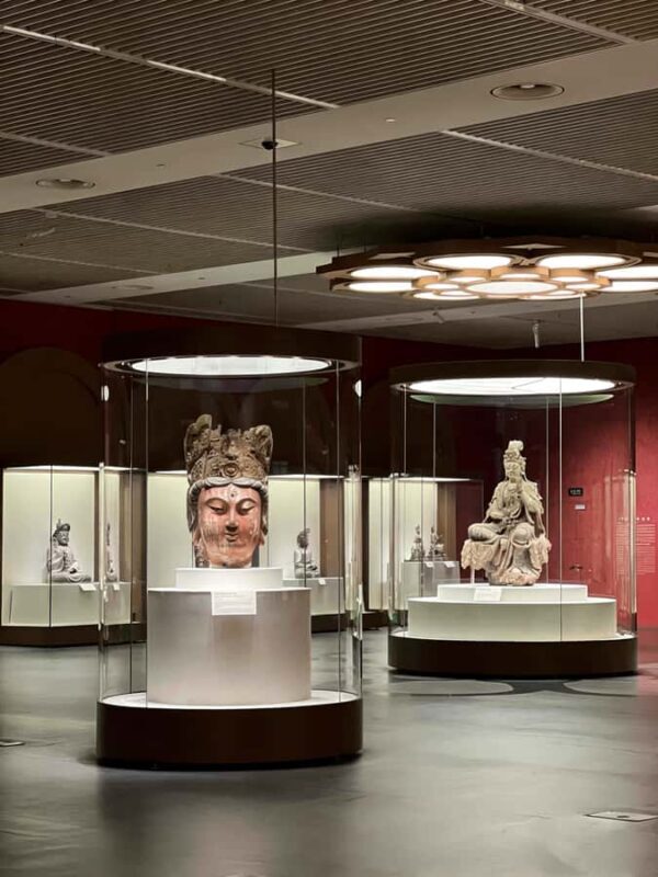 Shanghai Museum East Hall flexible private group lecture - Who Should Consider This Tour?