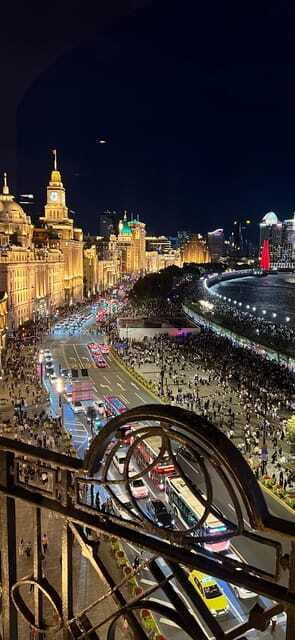 Shanghai: Personalized private tour with a certified French-speaking guide - The Sum Up