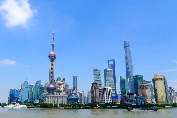 Shanghai Private 7 Hours Tour: Zhujiajiao and One More Attraction in Downtown - Discovering Shanghai: A Balanced Blend of Old and New