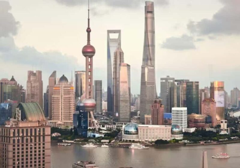 Shanghai: Private Bund & Old City Architecture Tour - Exploring Shanghai’s Historic Heart
