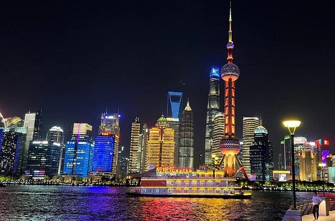Shanghai Private City Tour with History, Skylines and Culture - Exploring Lujiazui and the Skyline