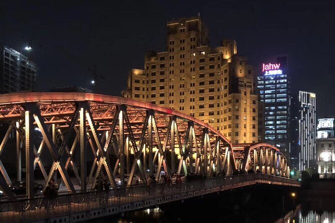 Shanghai Private Night Tour with Huangpu River Cruise and Buffet - Key Points
