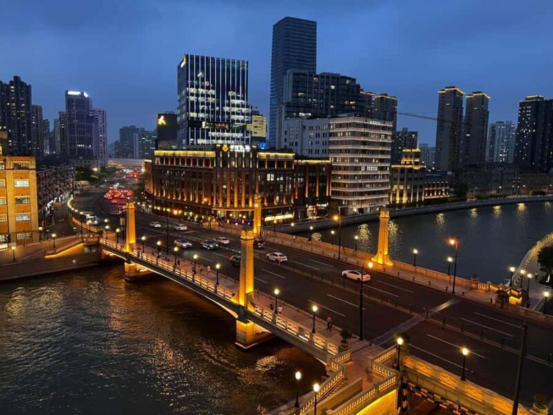 Shanghai: Private walking tour of the old town - Exploring Shanghais Old Town: A Deep Dive