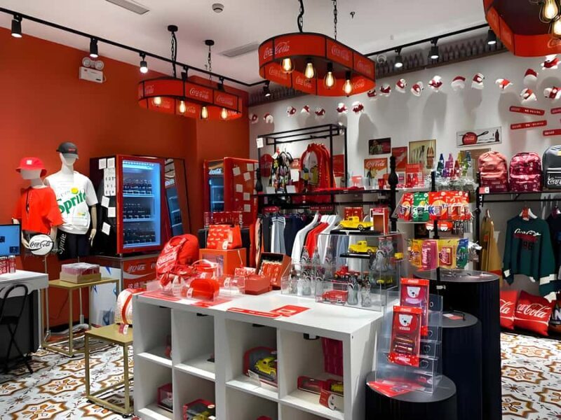 Shanghai: Private Yu Garden 1.5 Hour In-depth Guided Tour - Who Should Consider This Tour?