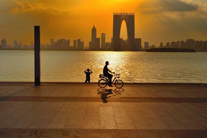 Shanghai to Suzhou and Tongli Water Town Self-Guide Tour Private Round Transfer - Who Will Love This Experience?