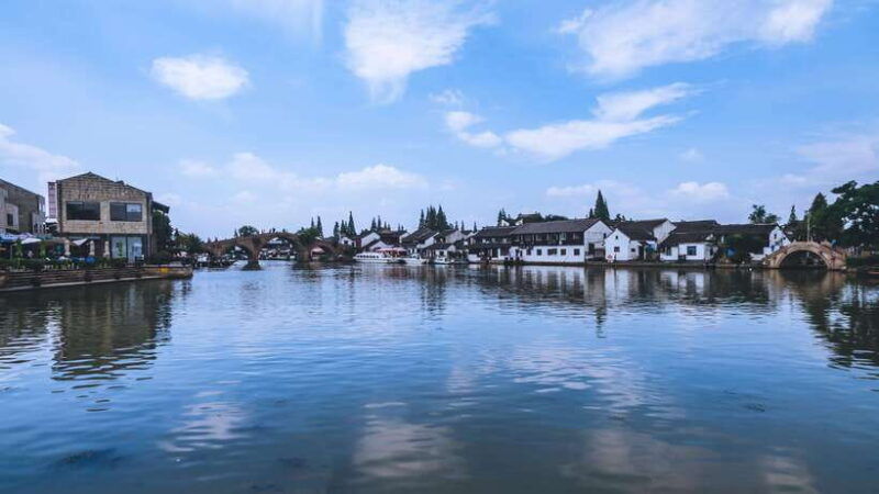 shanghai-zhujiajiao-water-town-and-city-private-day-tour