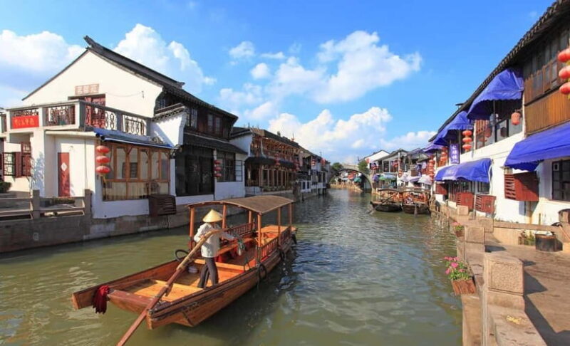 Shanghai: Zhujiajiao Water Town Private Tour with Boat Ride - Key Points
