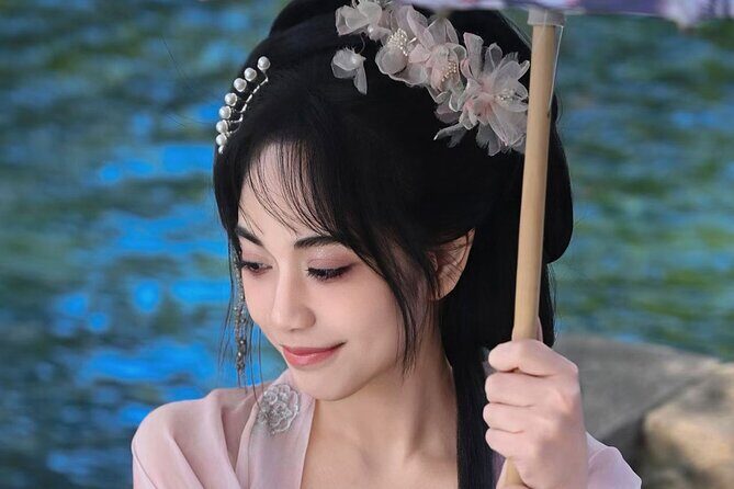 Shanghai: Zhujiajiao Water Town tour with Hanfu Photos - Summary