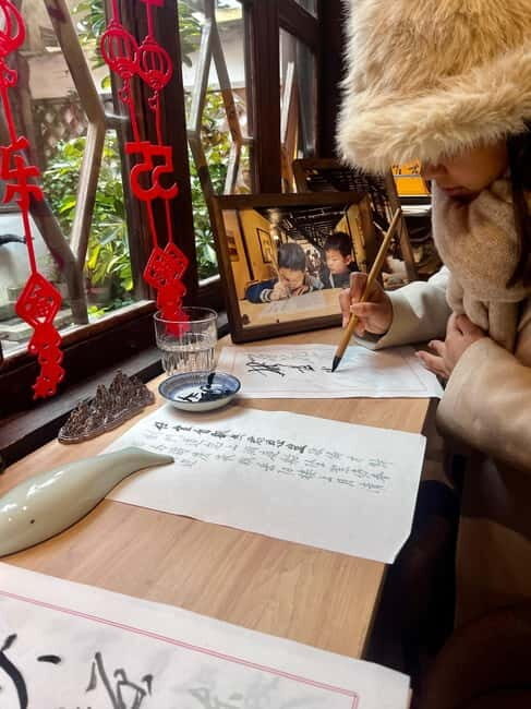 Shanghai: Zhujiajiao Water Town with Calligraphy Experience - The Itinerary and What Makes It Special