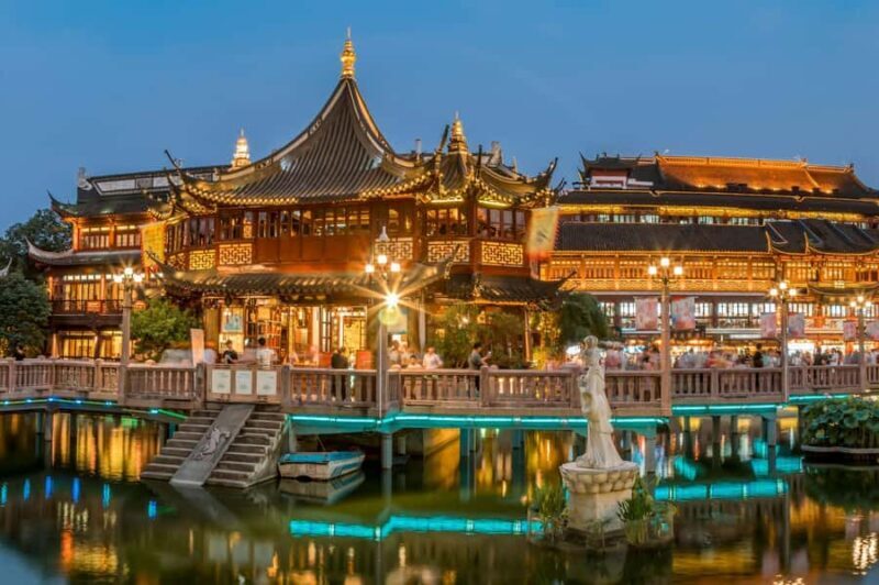 ShanghaiOld Town, Yu Garden, Zhujiajiao Water Town Bus Tour - Key Points