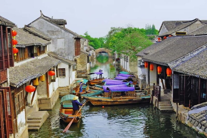 ShanghaiOld Town, Yu Garden, Zhujiajiao Water Town Bus Tour - Key Points