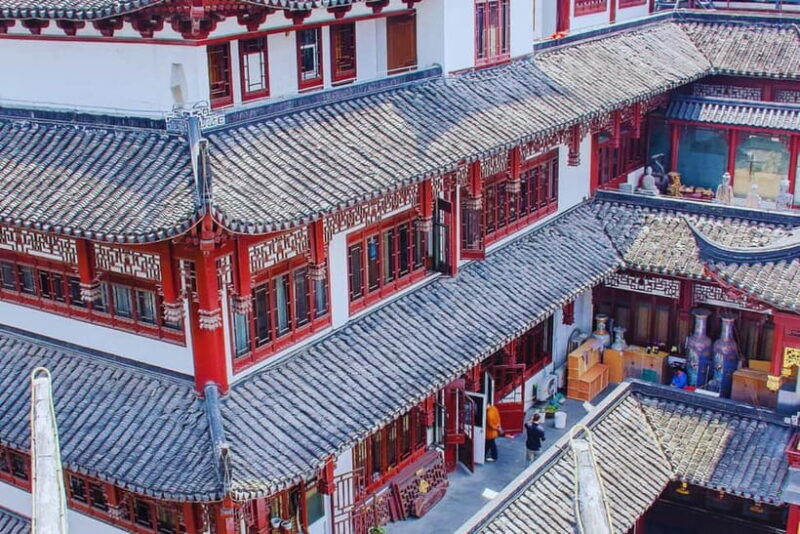 ShanghaiOld Town, Yu Garden, Zhujiajiao Water Town Bus Tour - Who Should Consider This Tour?