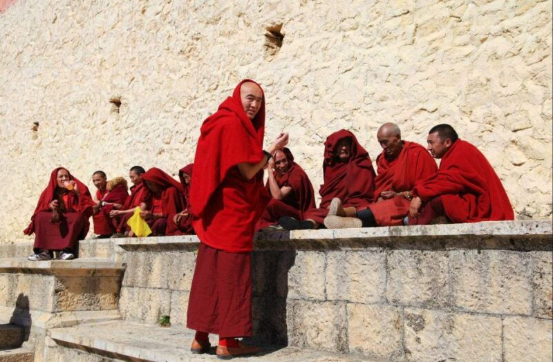 shangri-la-area-private-day-tour