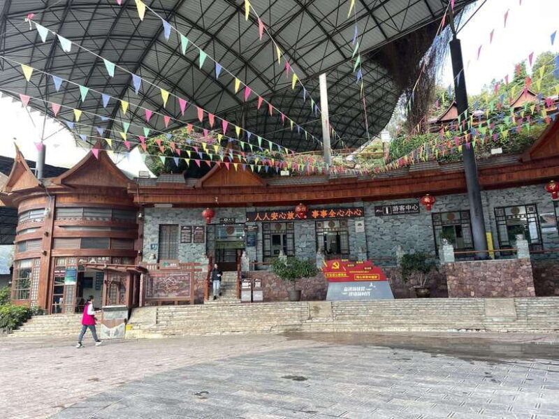shangri-las-tiger-leaping-gorge-a-canyon-adventure