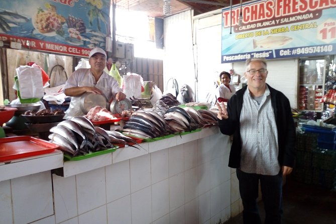 shanty-town-lima-traditional-communities