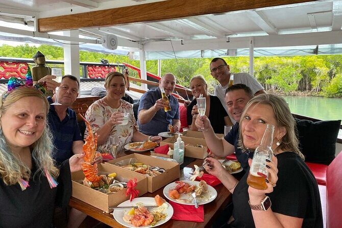 Shaolin Seafood Lunch Sail in Port Douglas - The Experience in Detail